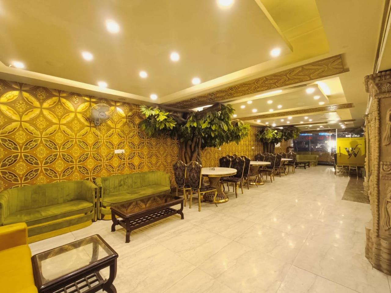 Hotel Waterfall Paschim Vihar Delhi Εξωτερικό φωτογραφία