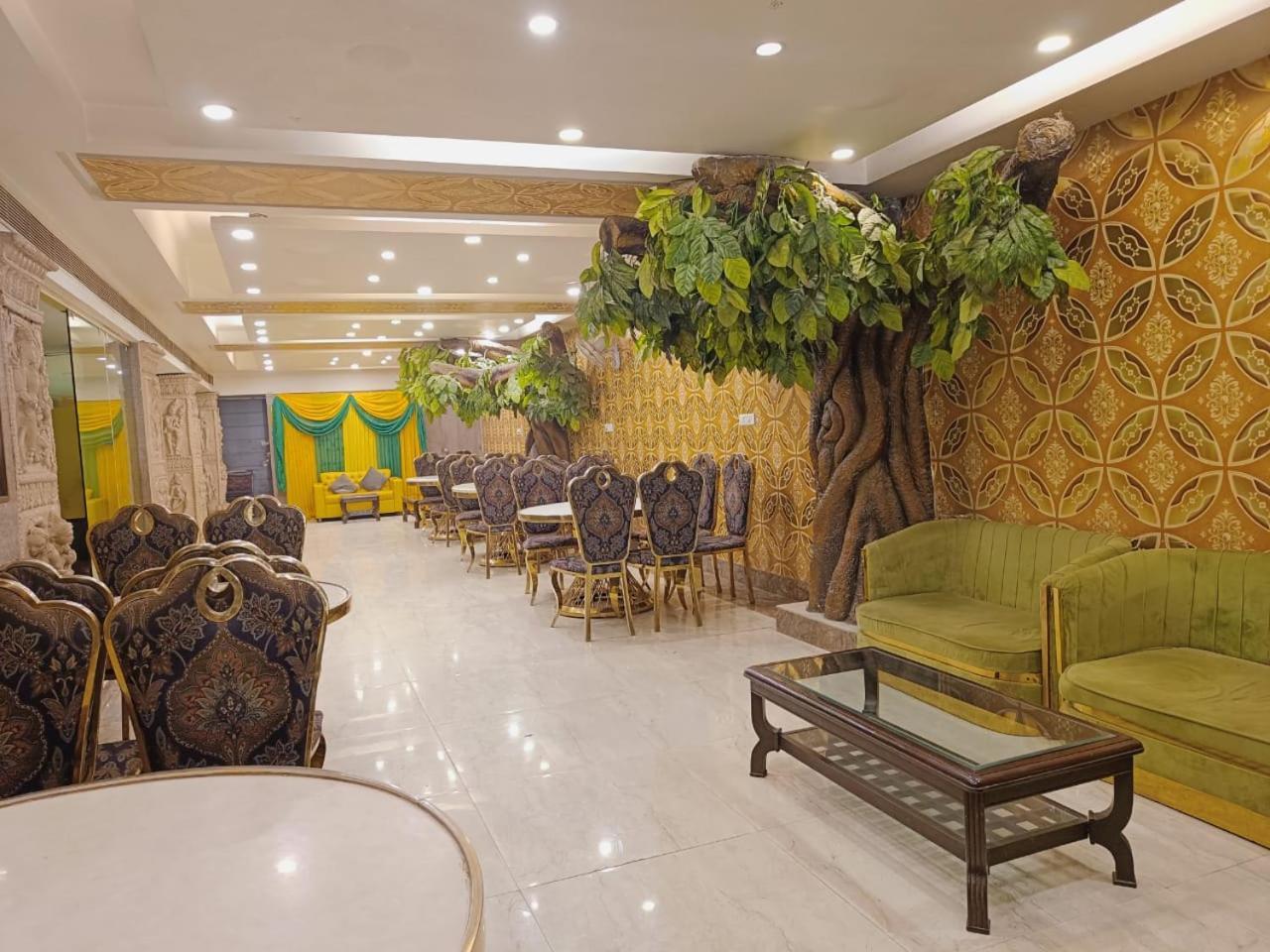 Hotel Waterfall Paschim Vihar Delhi Εξωτερικό φωτογραφία